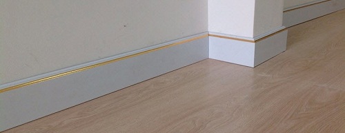gạch viền chân tường viglacera