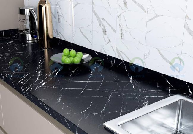 Ưu điểm gạch ốp bếp màu đen và Lưu ý khi sử dụng cho Công trình