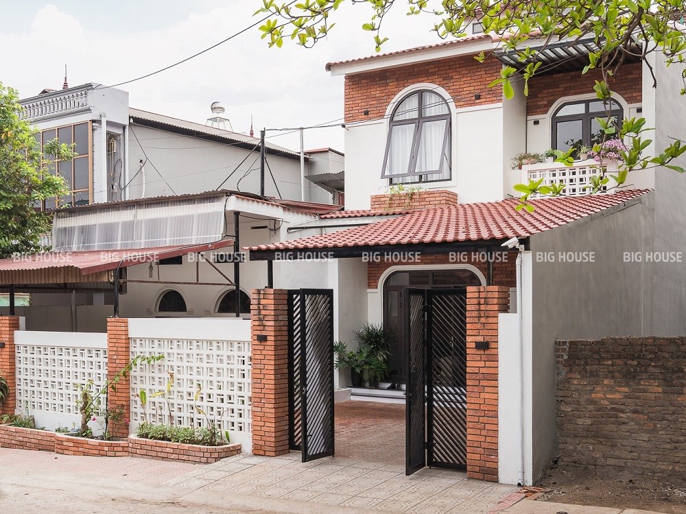 Cách chọn gạch thẻ ốp tường ngoại thất phù hợp từng khu vực